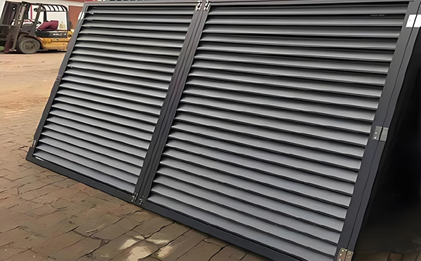 军垦路街道百叶窗