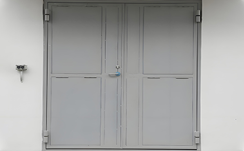 军垦路街道泄爆门