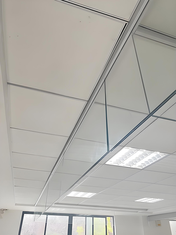 军垦路街道玻璃军垦路街道挡烟垂壁