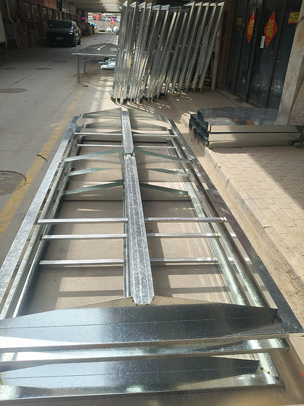 军垦路街道排烟窗