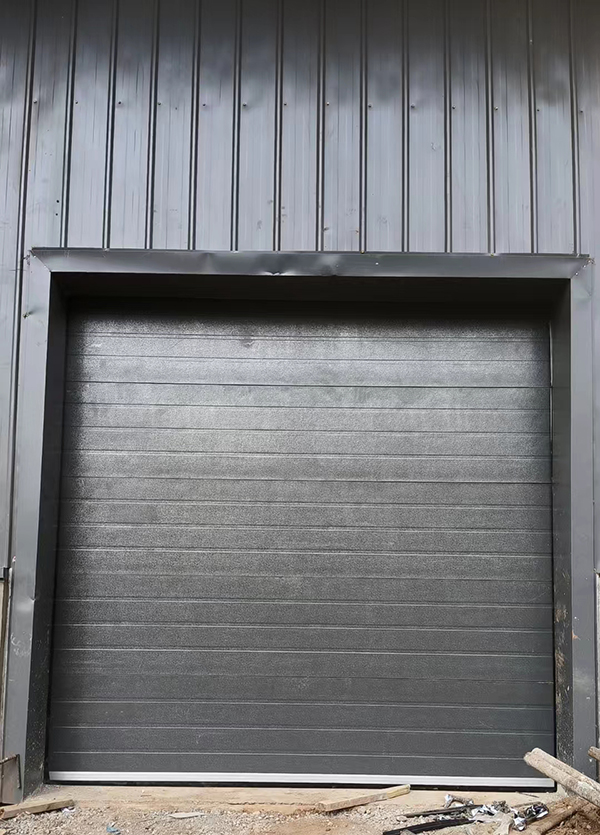 军垦路街道车库门