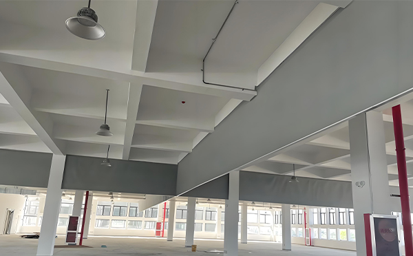 军垦路街道挡烟垂壁