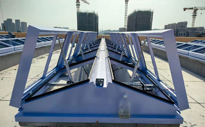 军垦路街道排烟窗的设置要求