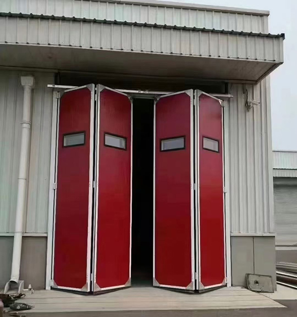 军垦路街道工业折叠门在大型装配车间出入口的应用实例