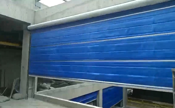 大型物流园区完成军垦路街道防火门整体安装工程 大型物流园区完成军垦路街道防火门整体安装工程